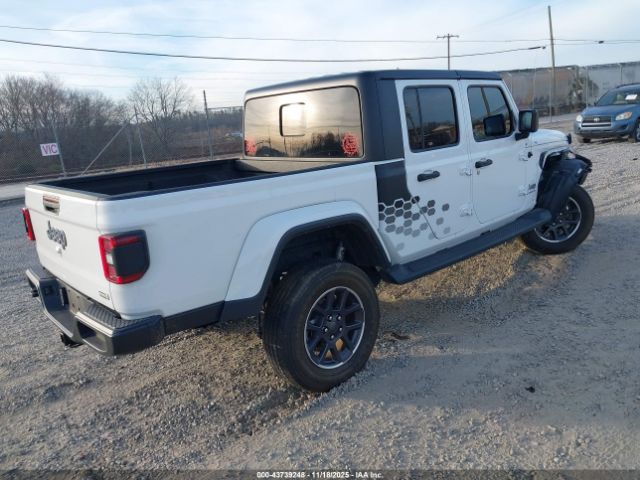 Jeep Gladiator Overland 4x4 Image 2