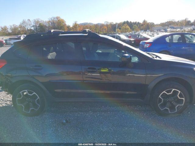 Subaru Crosstrek 2.0i Limited Image 9