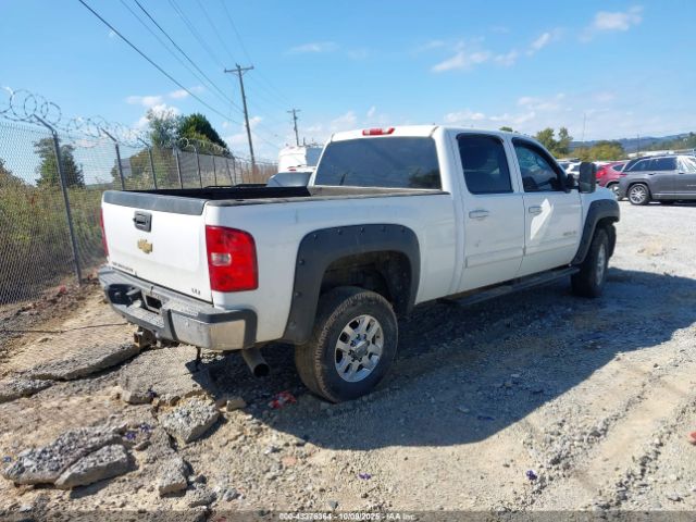 Chevrolet Silverado 3500 Ltz Image 13