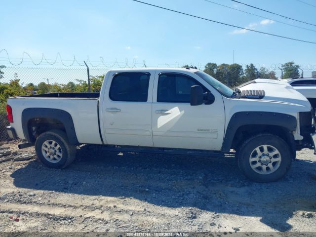 Chevrolet Silverado 3500 Ltz Image 4