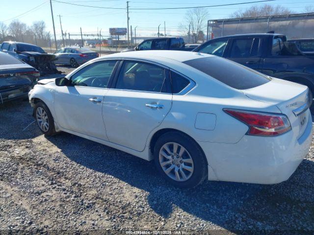 Nissan Altima 2.5 S Image 12