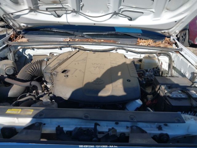 Toyota Tacoma Base V6 Image 10