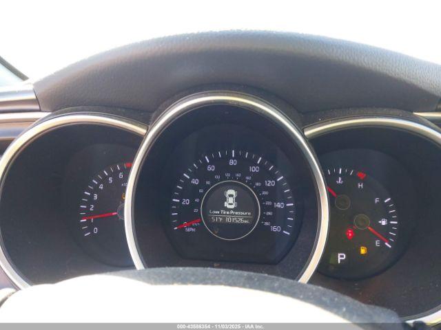 Kia Optima Lx Image 16