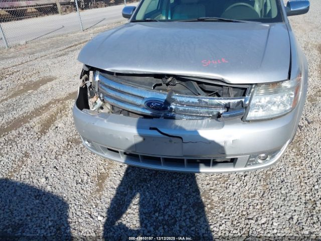 Ford Taurus Limited Image 6