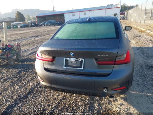 BMW 3 Series Xdrive Image 15