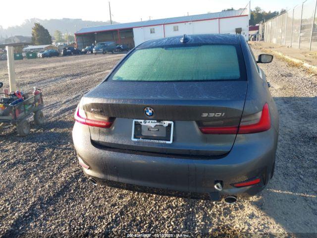 BMW 3 Series Xdrive Image 15