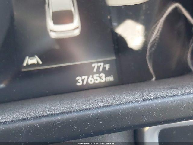 Hyundai ELANTRA Sel Image 2