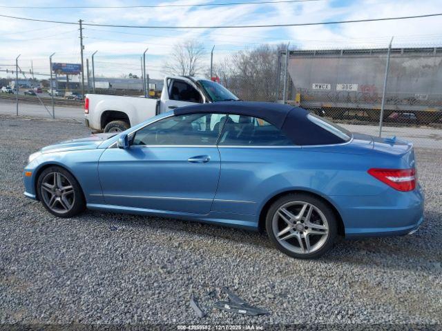 Mercedes-Benz E-Class Image 14