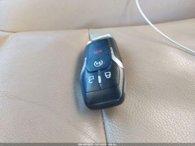 Ford Explorer Xlt Image 11