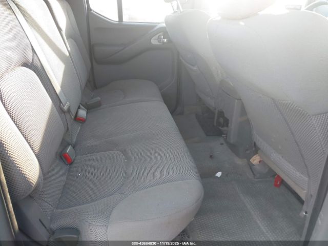 Nissan Frontier Image 3