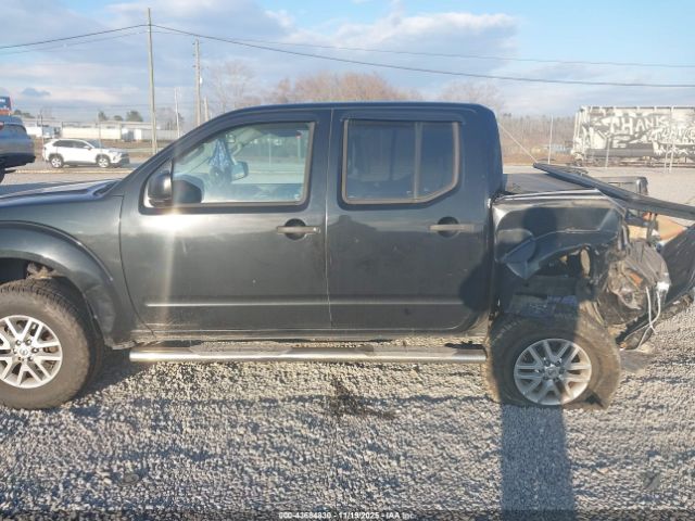Nissan Frontier Image 14