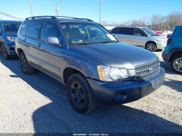  Salvage Toyota Highlander