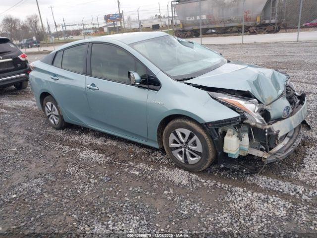  Salvage Toyota Prius