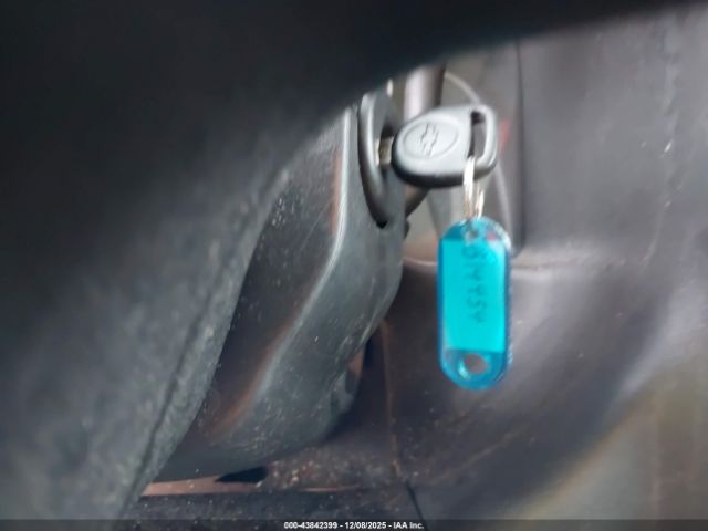 Chevrolet Express 4500 Image 2