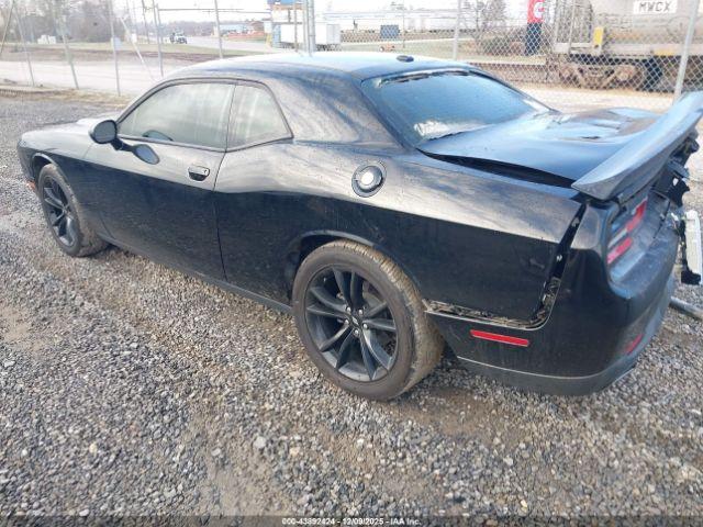 Dodge Challenger Sxt Image 16