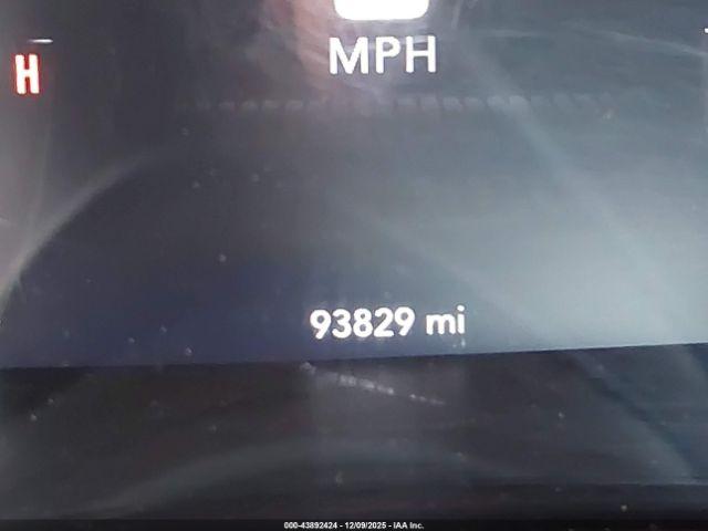 Dodge Challenger Sxt Image 6