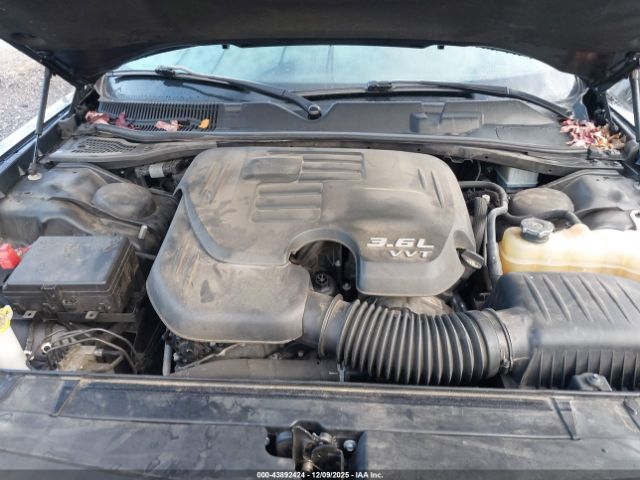 Dodge Challenger Sxt Image 15