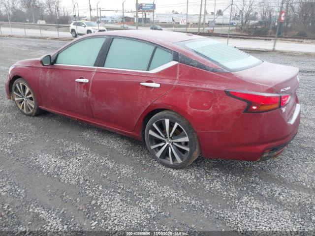 Nissan Altima 2.5 Platinum Image 15