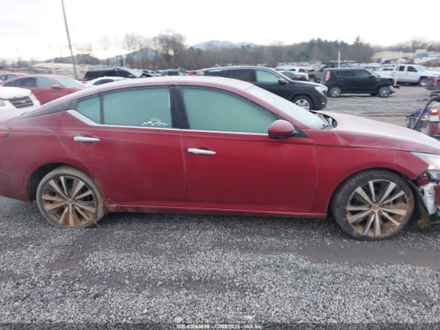 Nissan Altima 2.5 Platinum Image 16