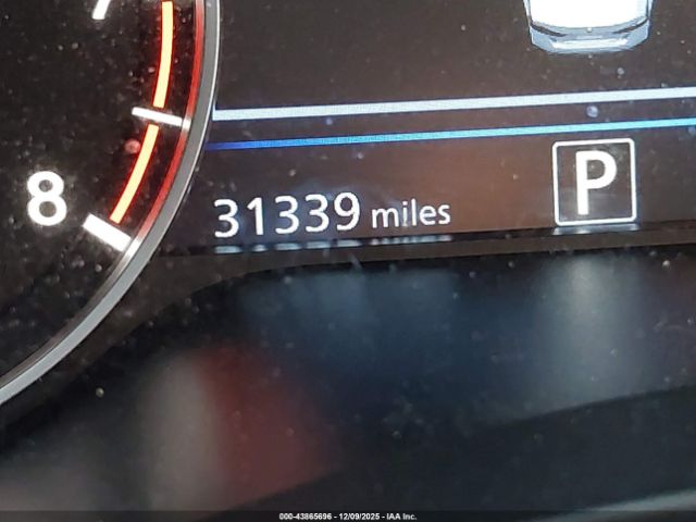 Nissan Altima 2.5 Platinum Image 11