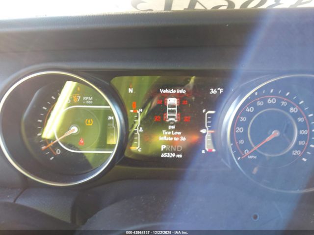 Jeep Wrangler High Altitude 4x4 Image 8