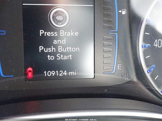 Chrysler Pacifica Touring Plus Image 11