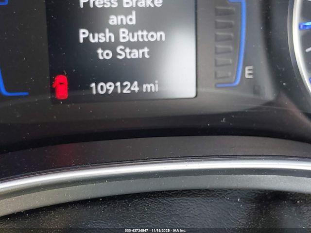 Chrysler Pacifica Touring Plus Image 13