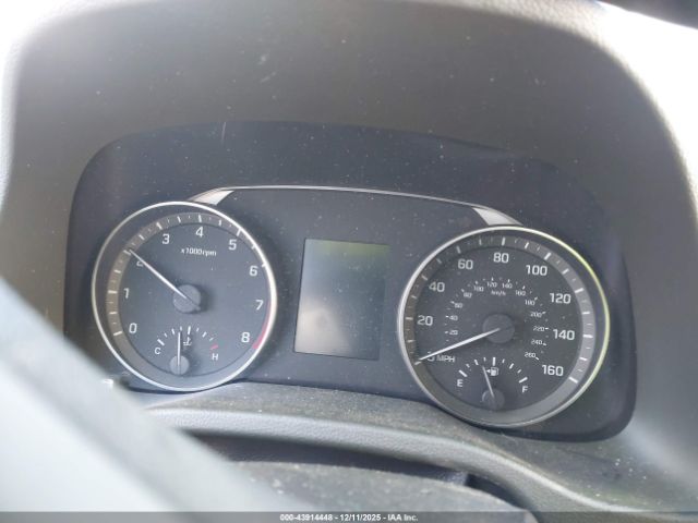 Hyundai ELANTRA Value Edition Image 15